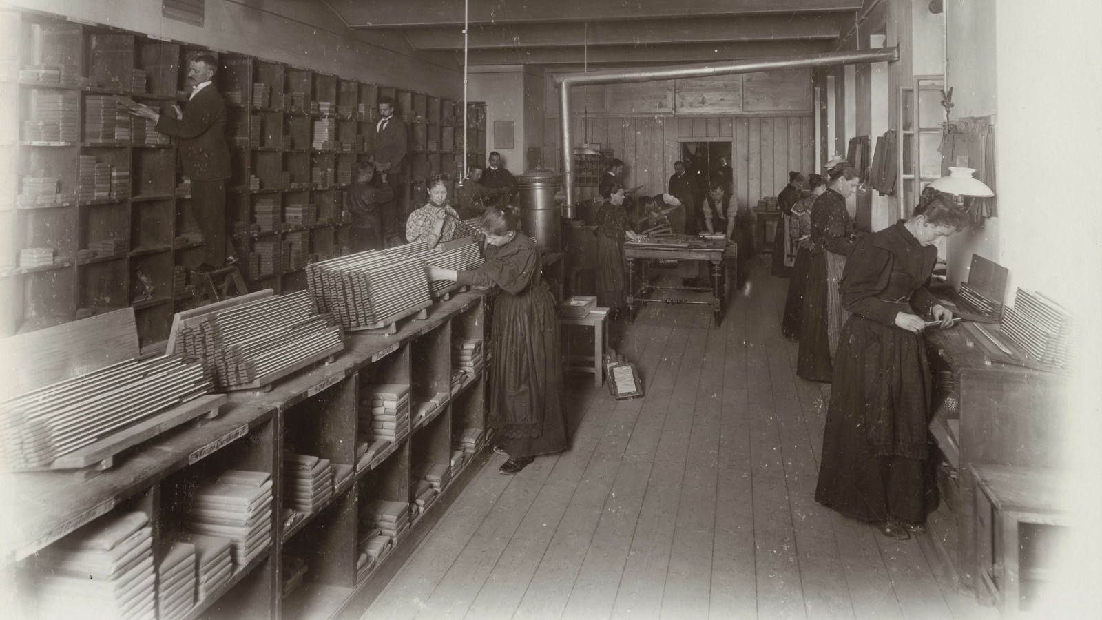 Women working in the type foundry © Technisches Museum Wien