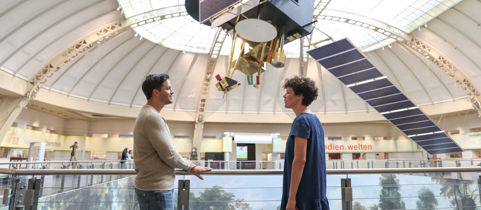 A couple in the exhibition "Mobility":