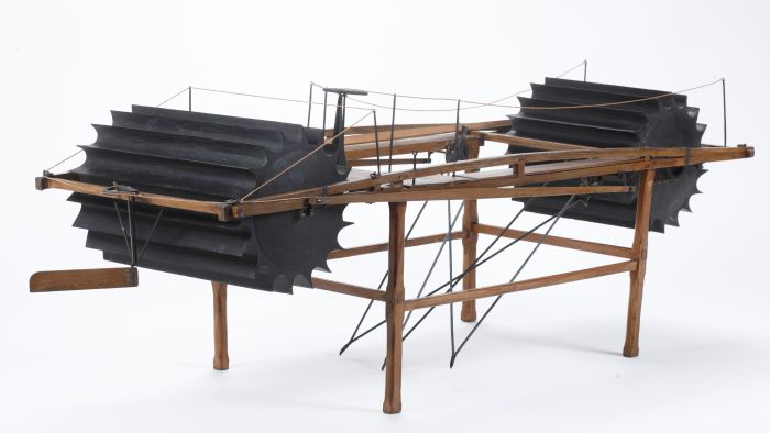 Selbstfahrendes Stromschiff (Modell) Gegen den Strom fahren und denken