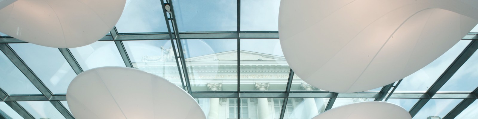 Blick in die Eingangshalle des Technischen Museums Wien