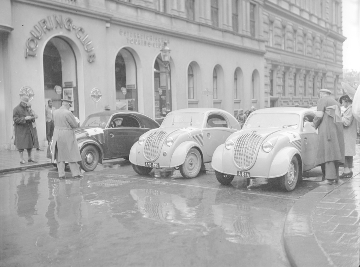 Österreichischer Touringclub, Wertungsfahrt 1936: Start der Steyr 50 (Steyr-Baby)